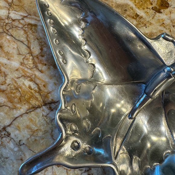 Mariposa Brilliante 9-1/4”x 6” Dish for Snacks or Trinkets. Mexico. - Picture 5 of 8